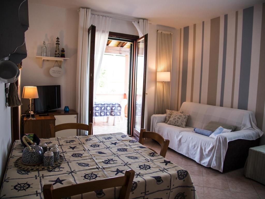 Bellasirmione Holiday Apartments Værelse billede