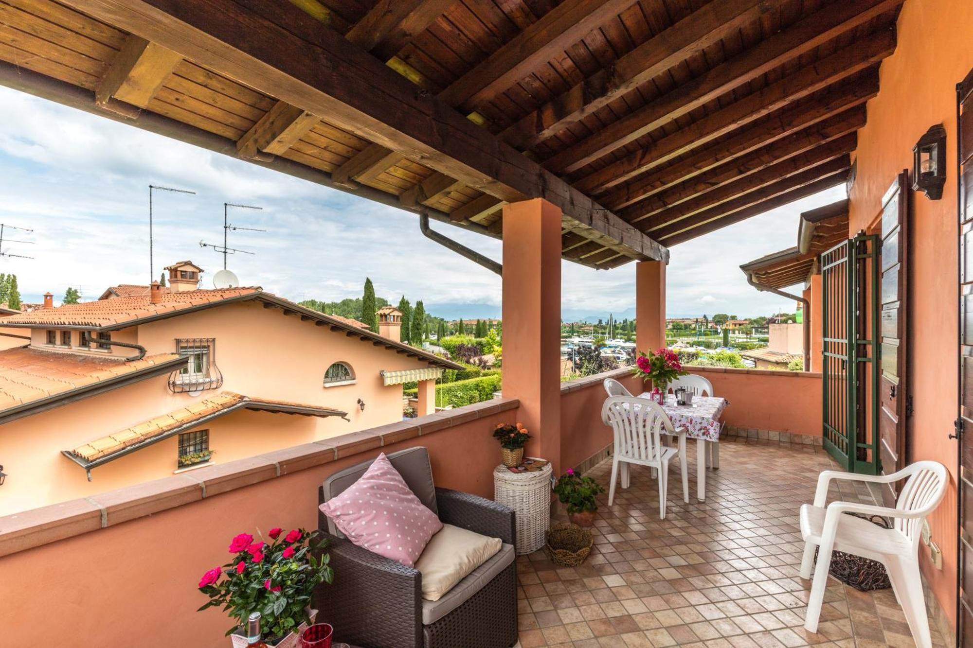 Bellasirmione Holiday Apartments Eksteriør billede