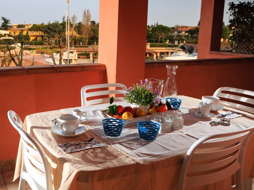 Bellasirmione Holiday Apartments Værelse billede