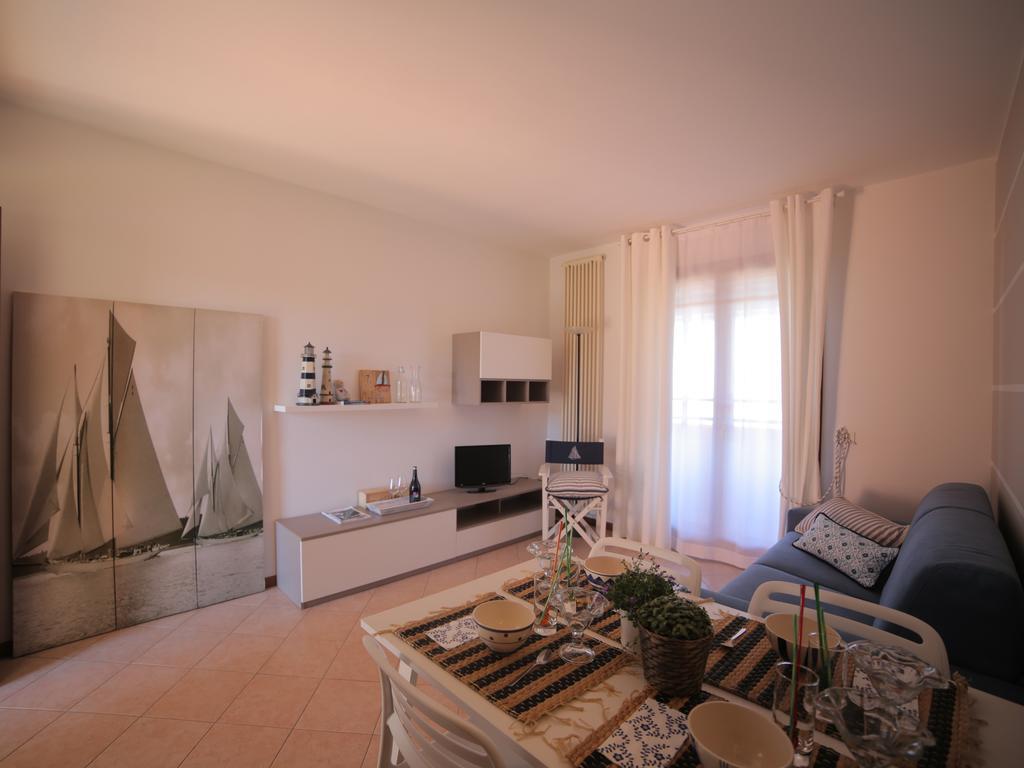 Bellasirmione Holiday Apartments Værelse billede